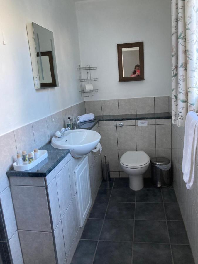 Bulmer Farm B&B Dorking Extérieur photo